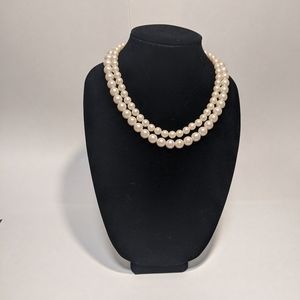 Vintage double strand faux pearl necklace